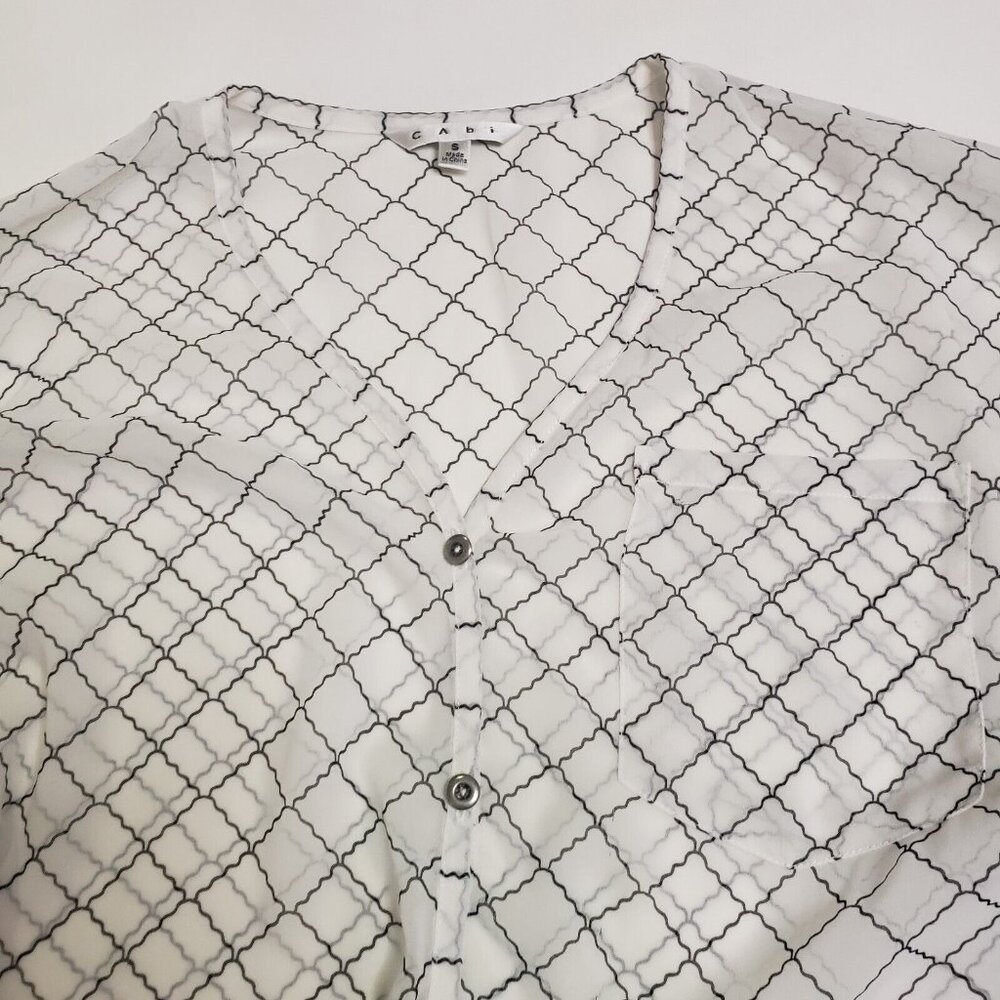 CAbi Blouse Women’s Size Small Shear Geometric Print Top Citycore Light Academia - Picture 12 of 16